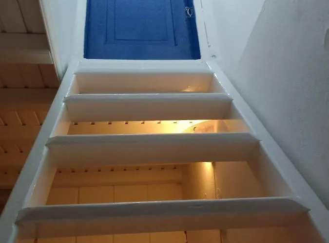 Nikolas And Appartments Guest house